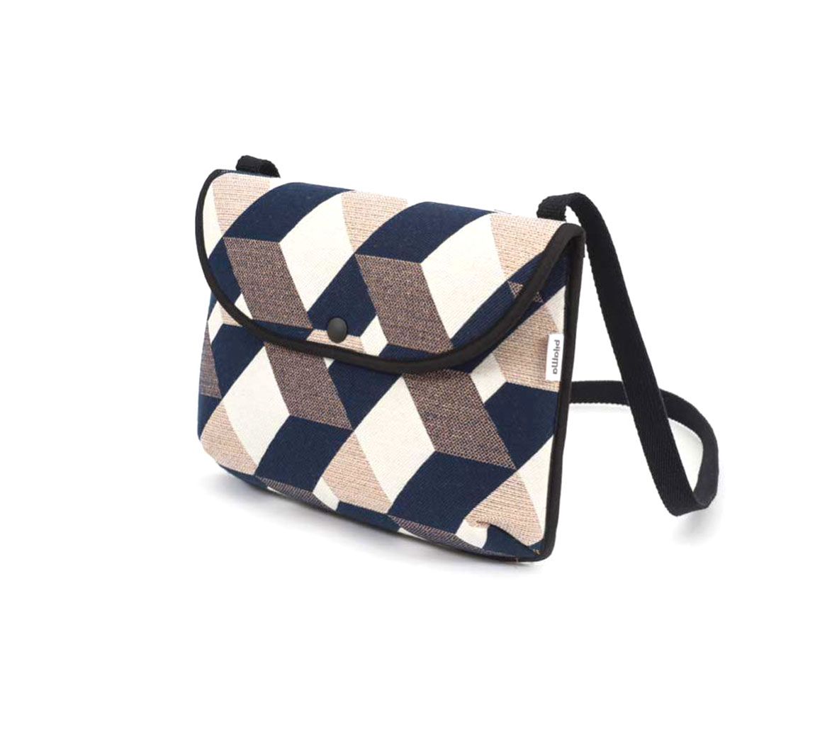 Petite besace en néoprène recyclé Pence Shoulder Bag Petite besace en néoprène recyclé Pence Shoulder Bag