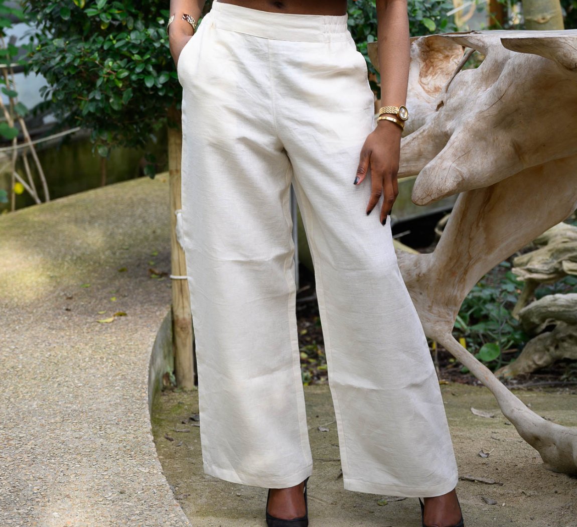 Vêtement Blanc Pantalon en lin beige
