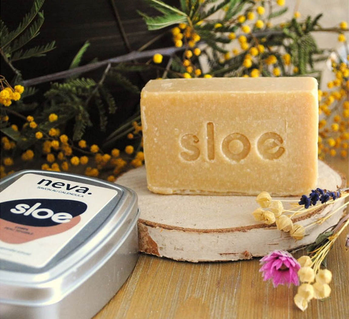 Produit cosmétique Savon à froid + boîte