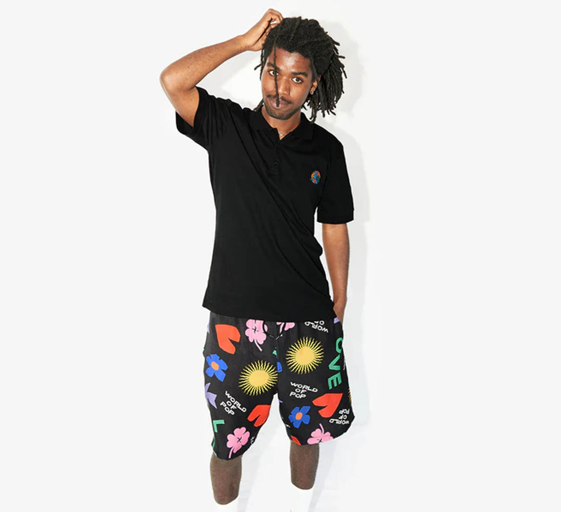 Vêtement Noir Short noir Symboles