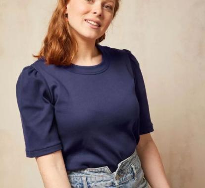 Elisabeth Manches 3/4